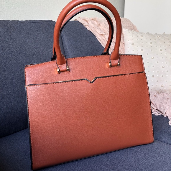 NWT Brown Purse - Picture 2 of 8